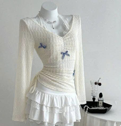 Áo thun gân tay dài thêu nơ trắng